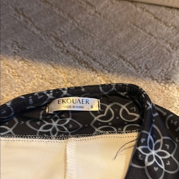 Navy and White Patterned Golf skort - Picture 4 of 5